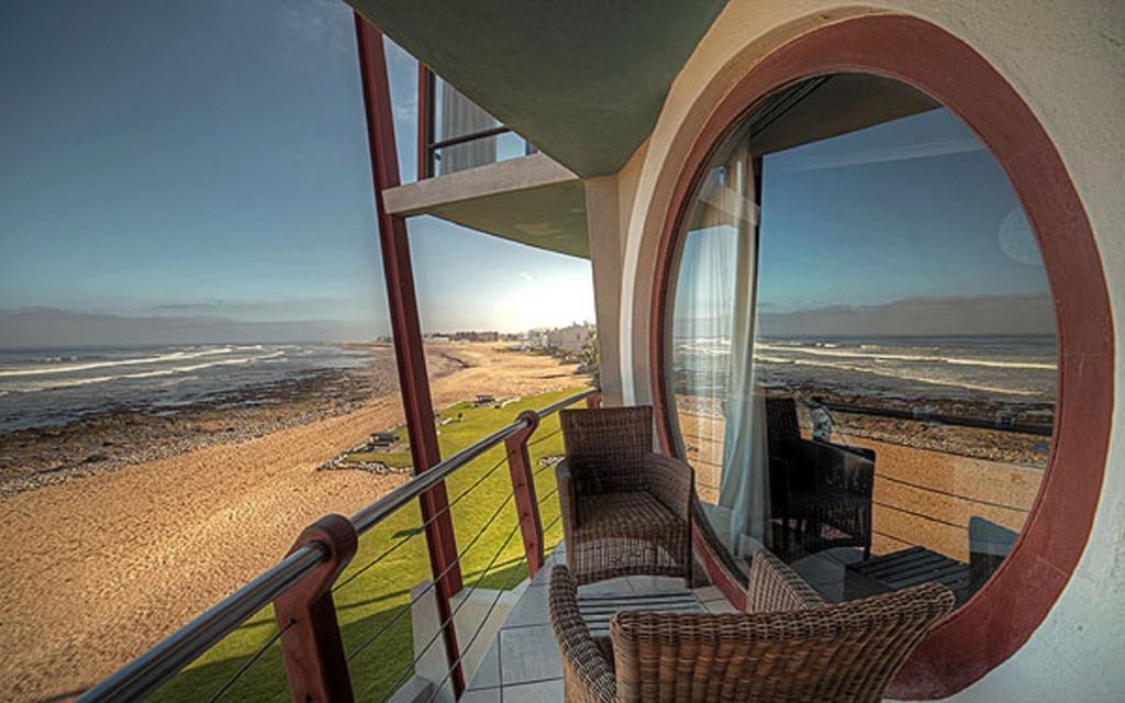Beach Lodge 스바코프문트 객실 사진