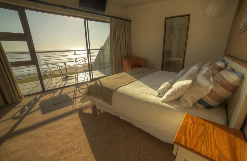 Beach Lodge 스바코프문트 외부 사진